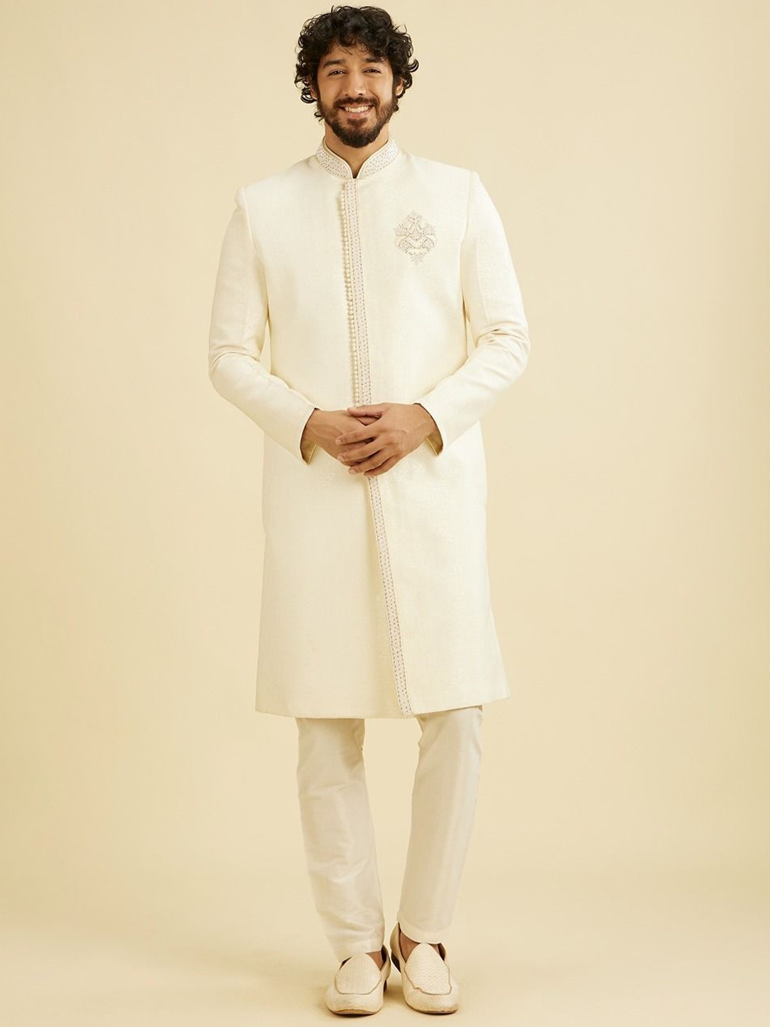 

Manyavar Men Embroidered Sherwani Set, Cream