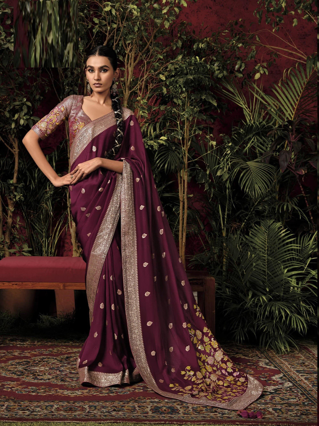 

MAHALASA Ethnic Motifs Woven Design Zari Kanjeevaram Saree, Purple