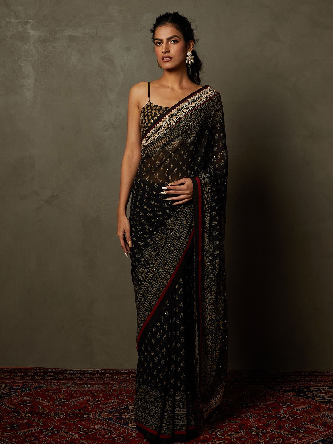 

Ri.Ritu Kumar Paisley Printed Saree, Black