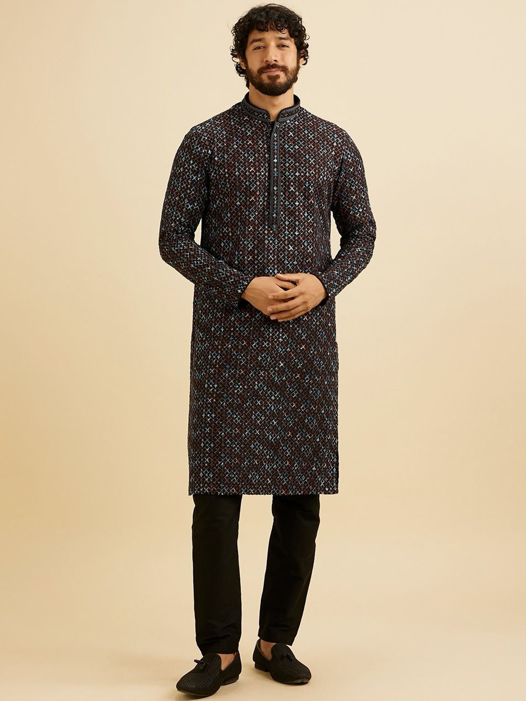 

Manyavar Geometric Embroidered Thread Work Mandarin Collar Straight Kurta with Pyjamas, Black