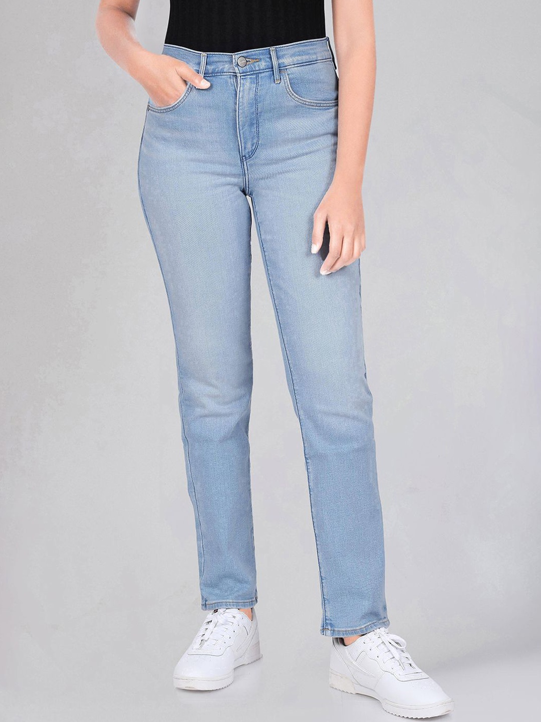 

Wrangler Women Straight Fit High-Rise Light Fade Stretchable Jeans, Blue