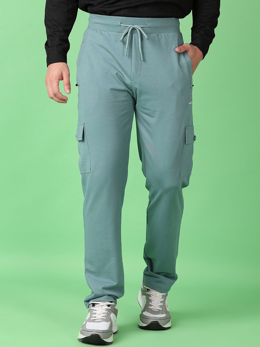 

V-Mart Men Mid Rise Drawstring Regular Fit Track Pants, Sea green