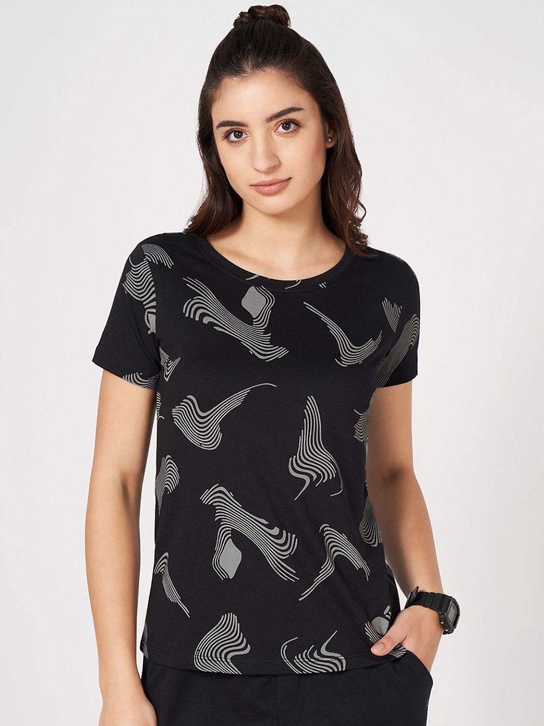 

Ajile by Pantaloons Women Conversational Printed Round Neck Cotton T-shirt, Black