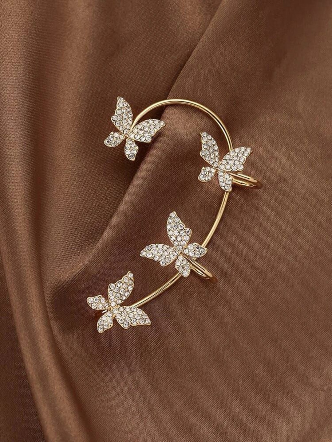 

YU FASHIONS Gold-Plated Rhinestone Studded Butterfly Shaped Ear Cuff Earrings