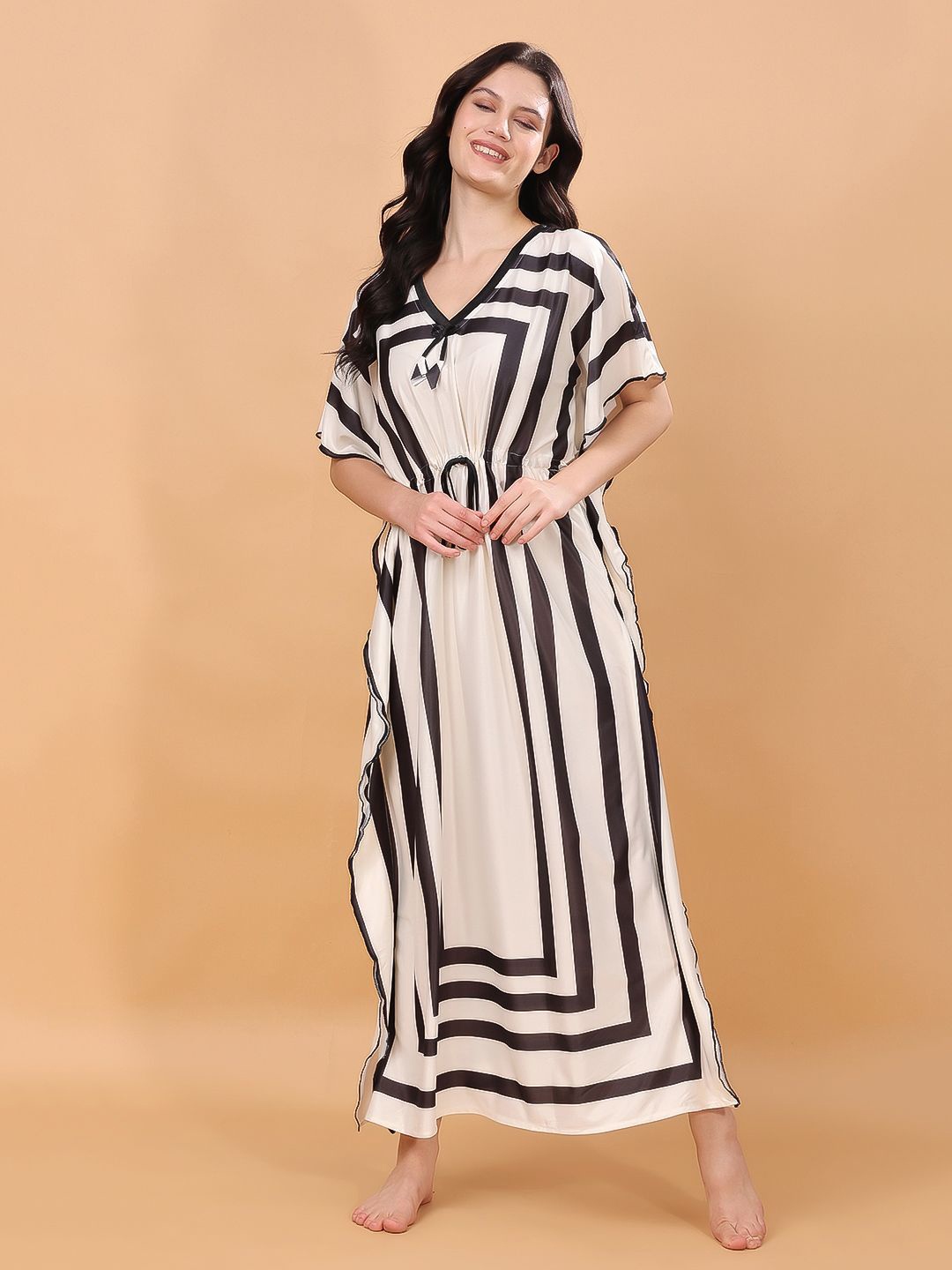 

CHUI MUI Geometric Printed Maxi Kaftan Nightdress, Cream