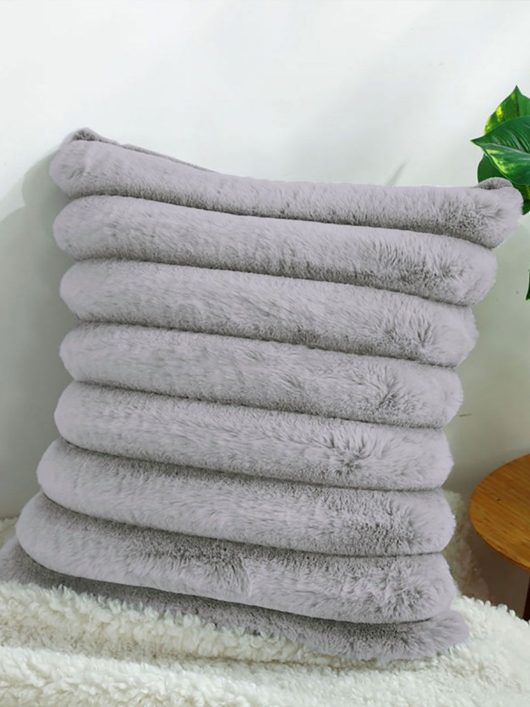 

LUXEHOME INTERNATIONAL Grey Square Cushion Covers