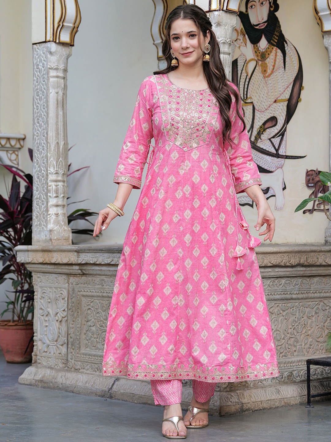 

EKAKRITI Round Neck Floral Embroidered Sequinned A-Line Kurta with Trouser & Dupatta, Pink