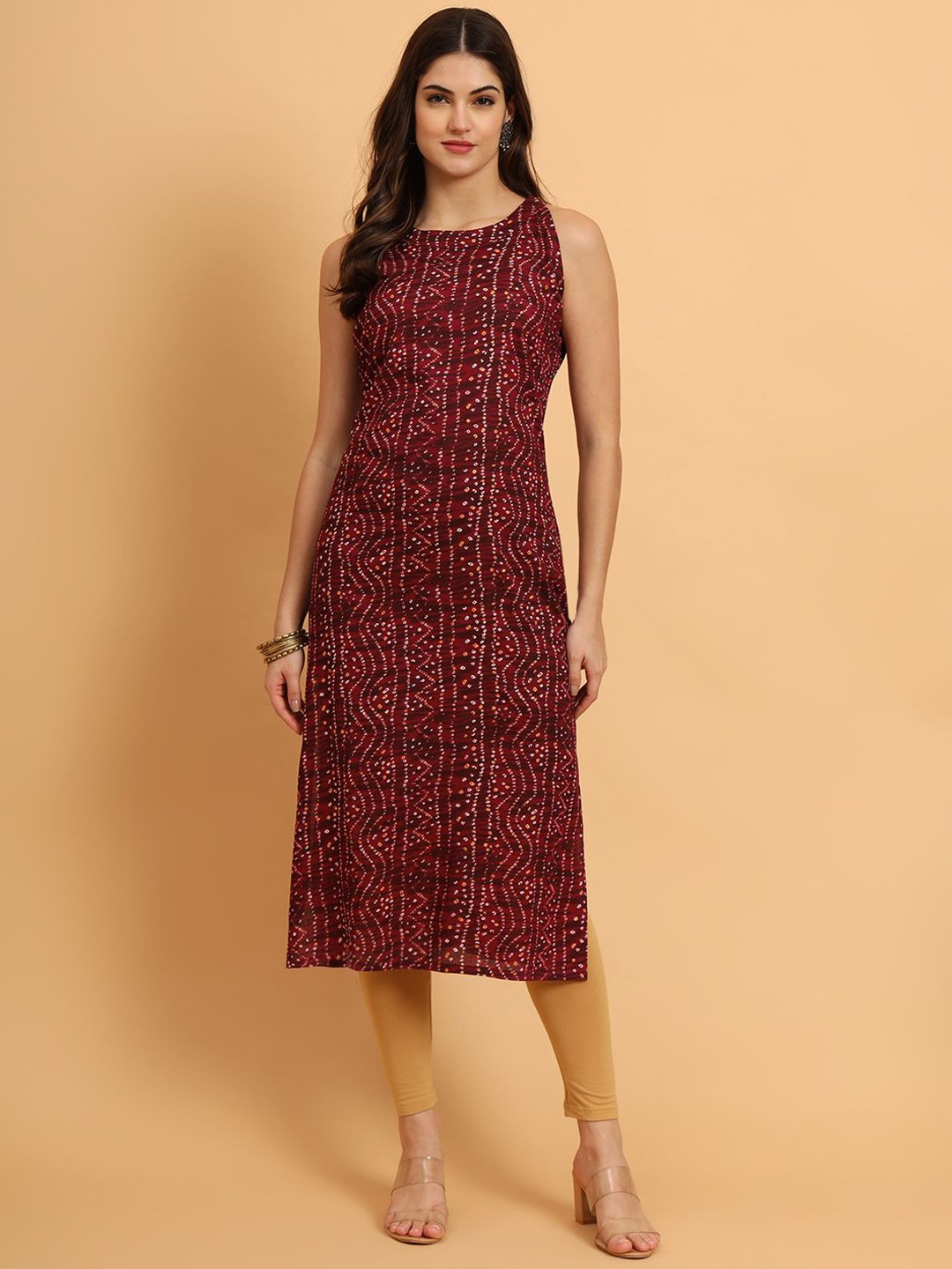 

AAYUMI Bandhani Printed Round Neck Thread Work A-Line Kurta, Maroon