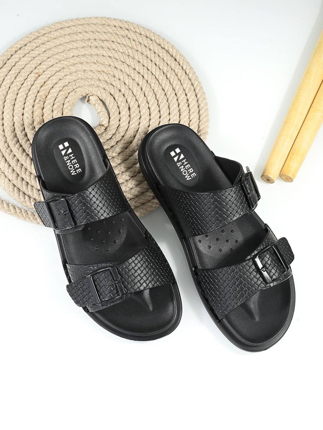 

HERE&NOW Men PU Fusion Comfort Sandals, Black