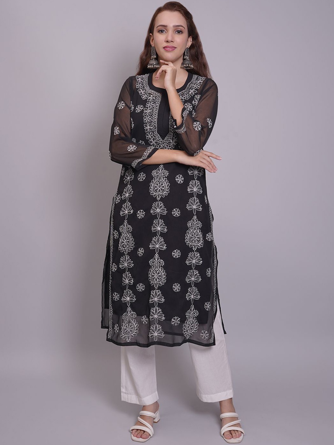 

Seva Chikan Ethnic Motifs Embroidered Chikankari Straight Kurta, Black