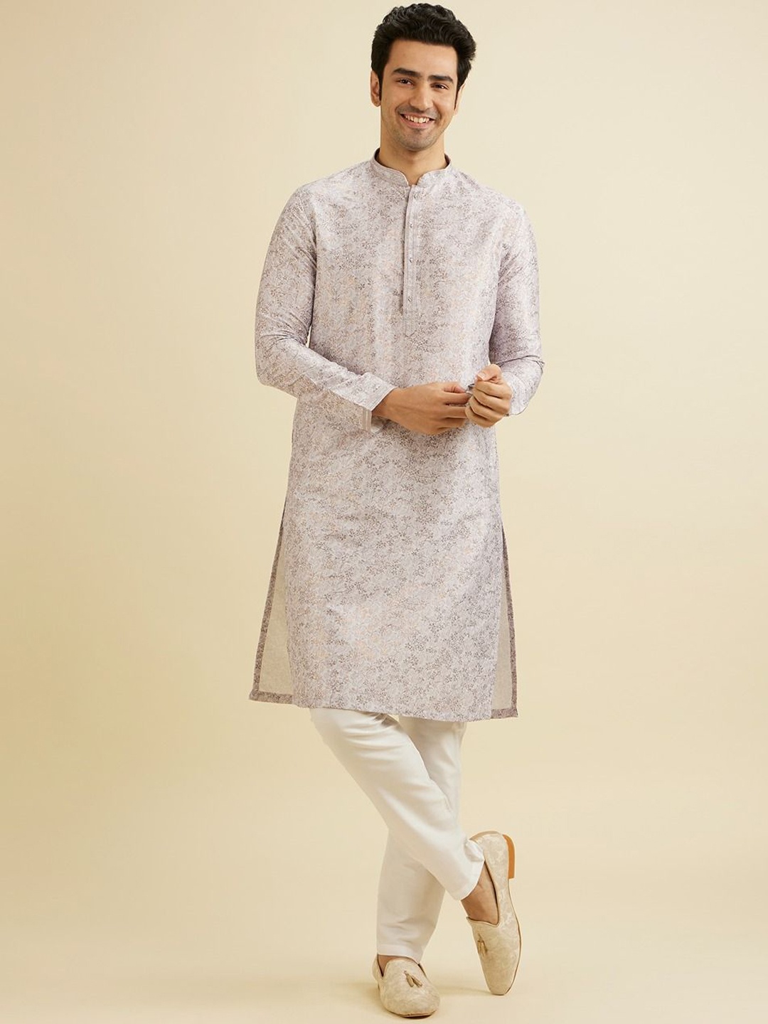 

Manyavar Floral Printed Straight Kurta with Pyjamas, Purple