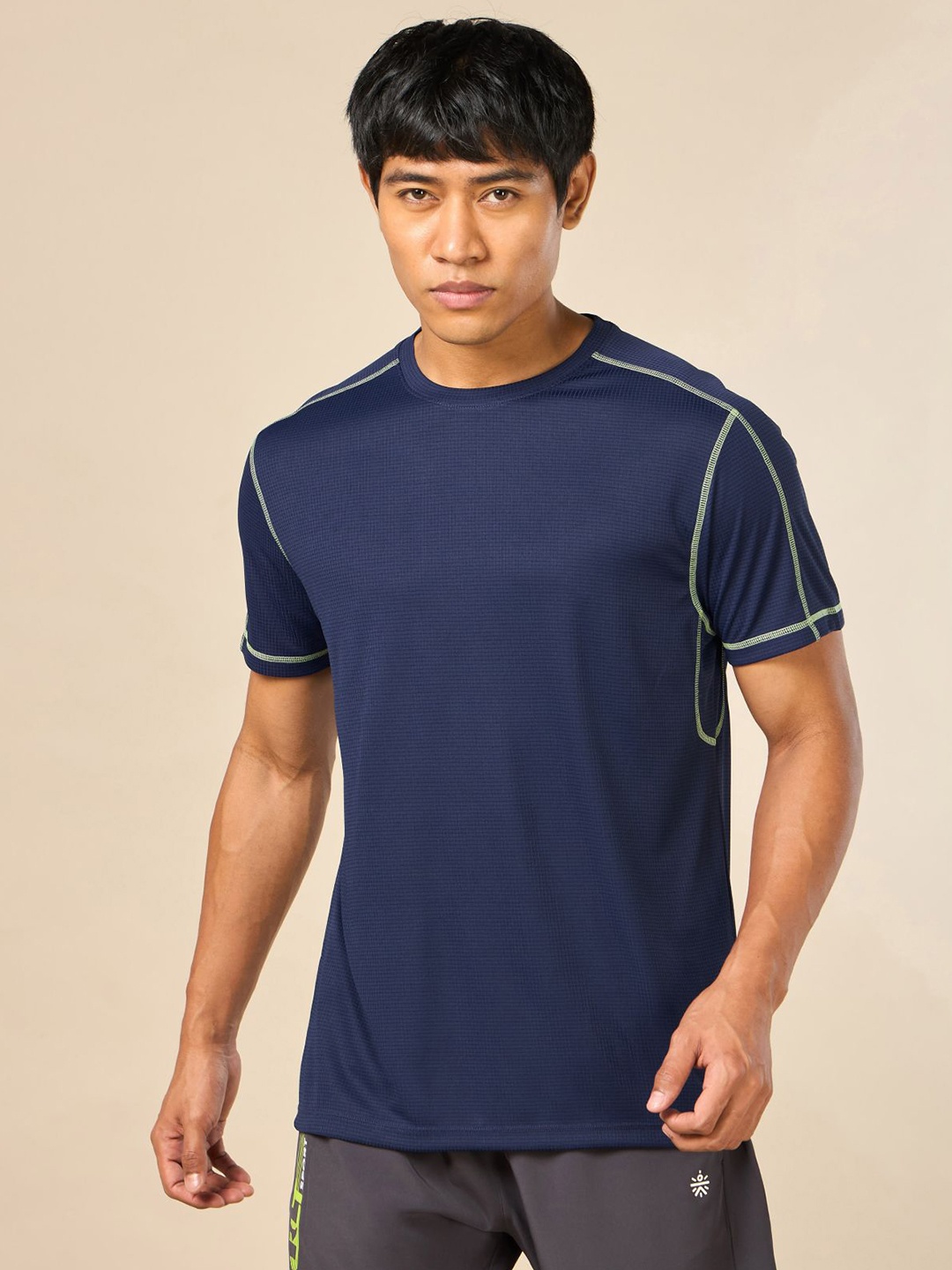 

CULT Men Moisture Wicking Solid Round Neck T-shirt, Navy blue