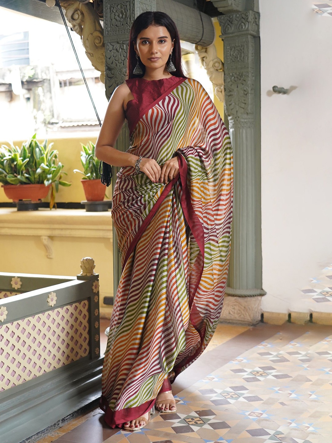 

MIRCHI FASHION Printed Leheriya Saree With Blouse Piece, Green