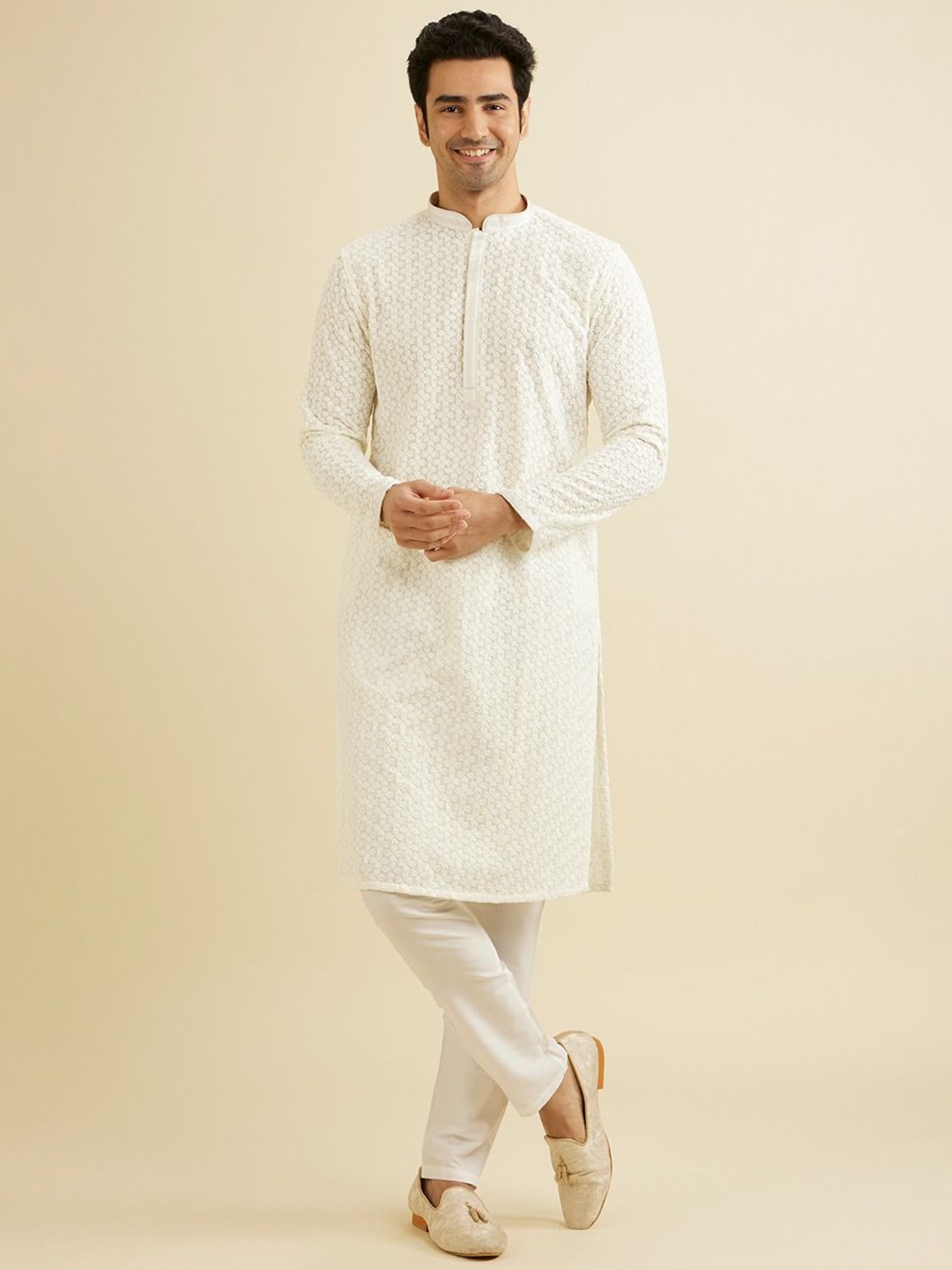 

Manyavar Ethnic Motifs Embroidered Straight Chikankari Kurta with Pyjamas, White
