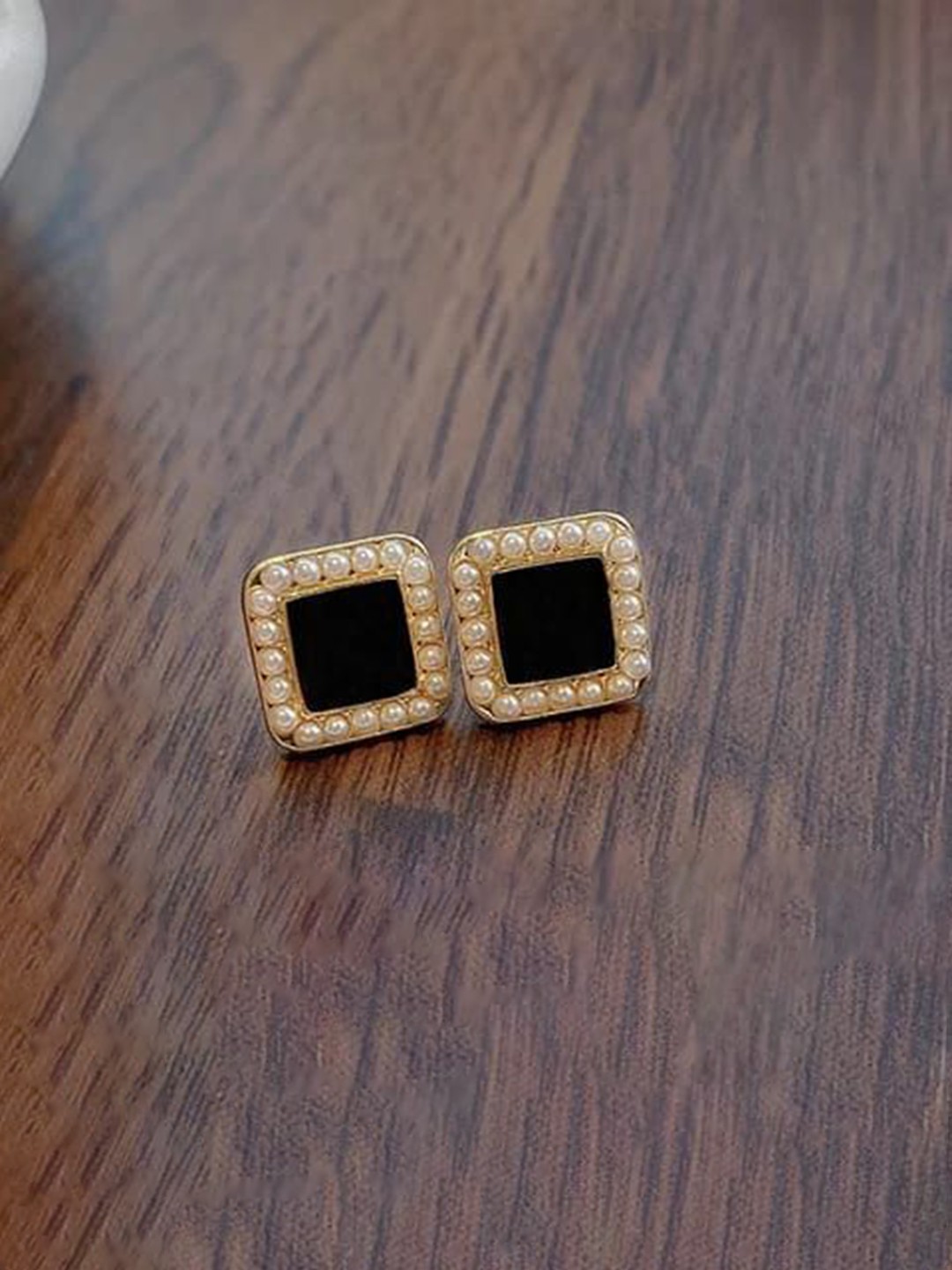 

YU FASHIONS Geometric Drop Earrings, Black