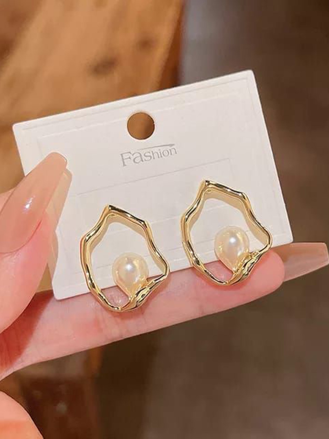 

YU FASHIONS Geometric Drop Earrings, Gold