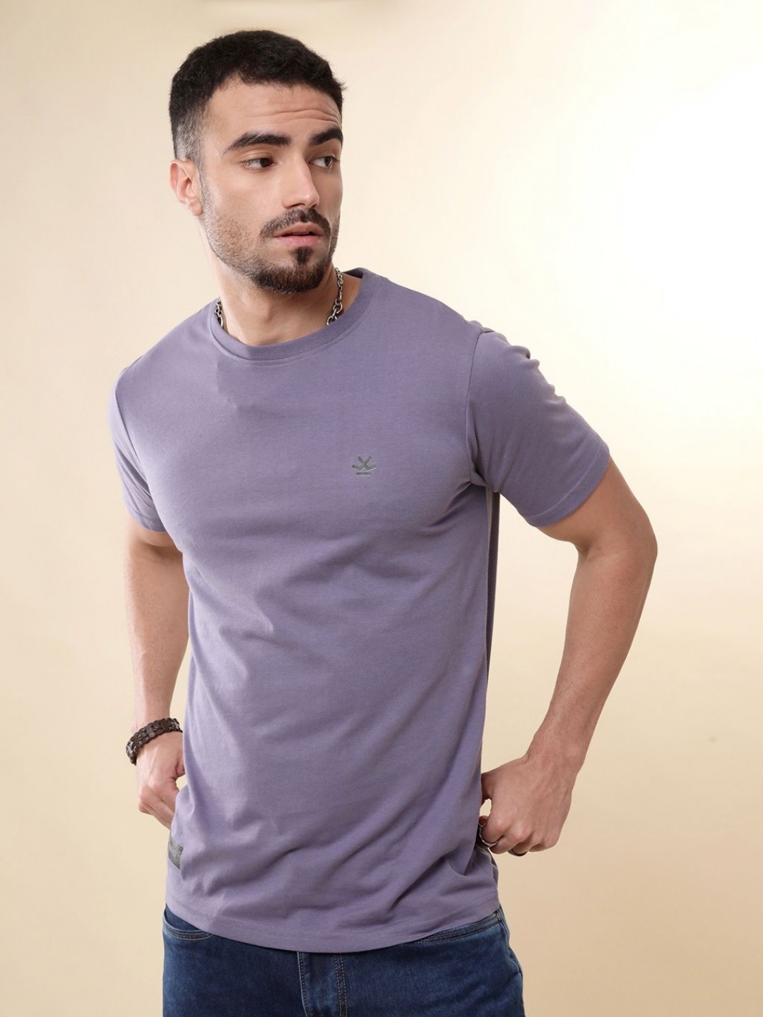 

WROGN Men Solid Round Neck Cotton T-shirt, Purple