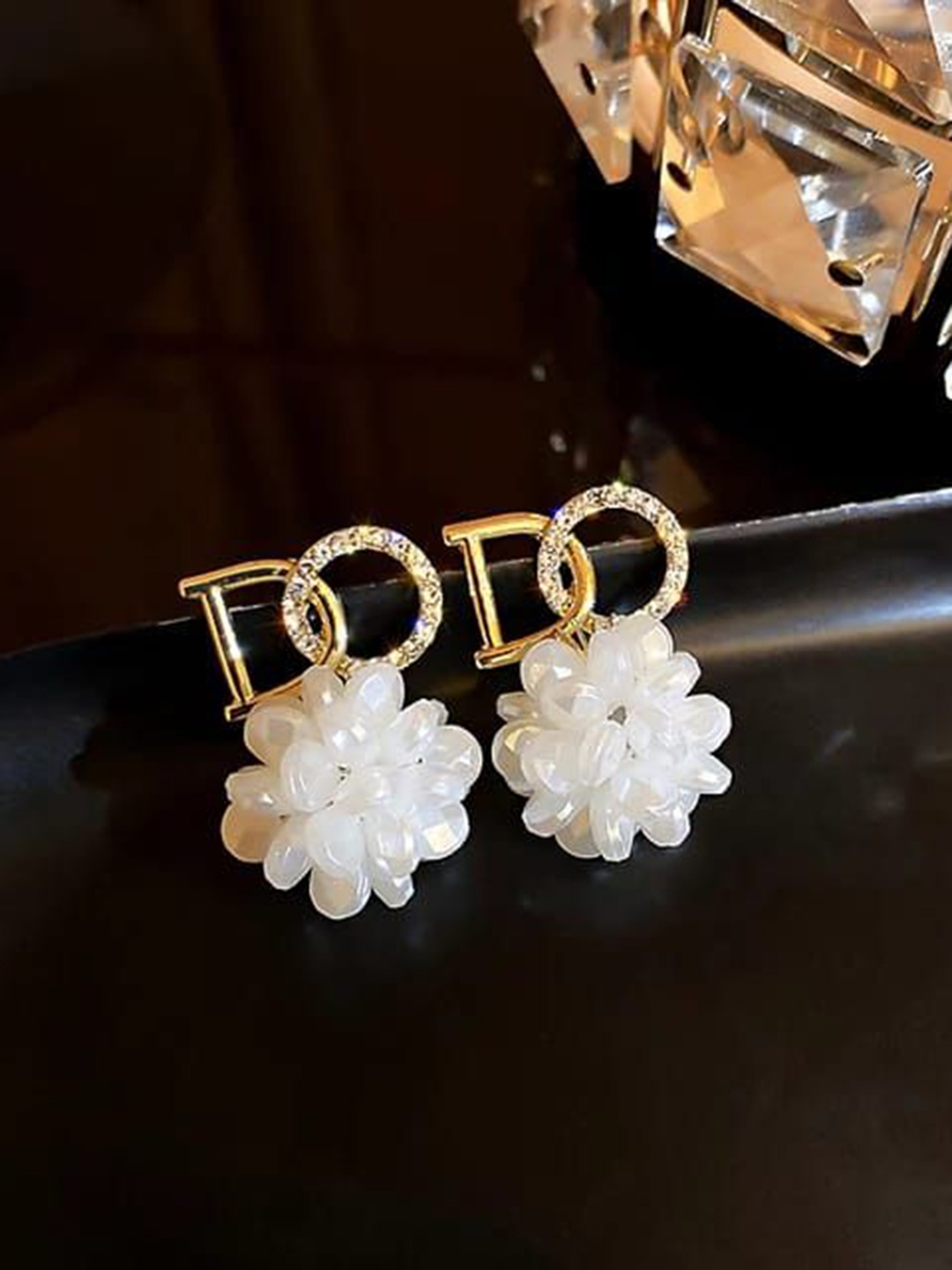 

YU FASHIONS Geometric Drop Earrings, Gold