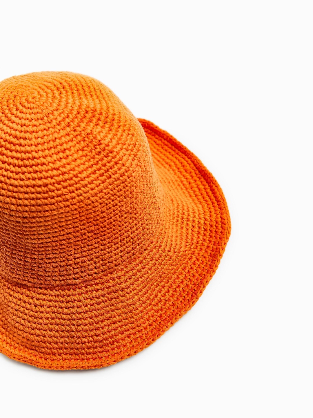 

ZARA Men Orange Hat