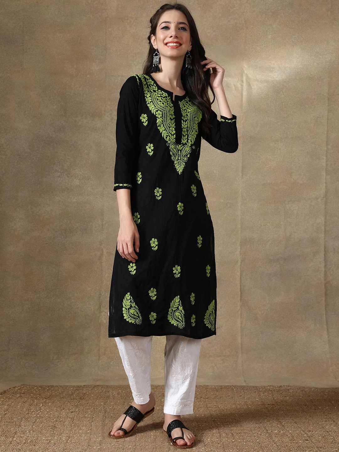 

Seva Chikan Ethnic Motifs Embroidered Chikankari Cotton Straight Kurta, Black