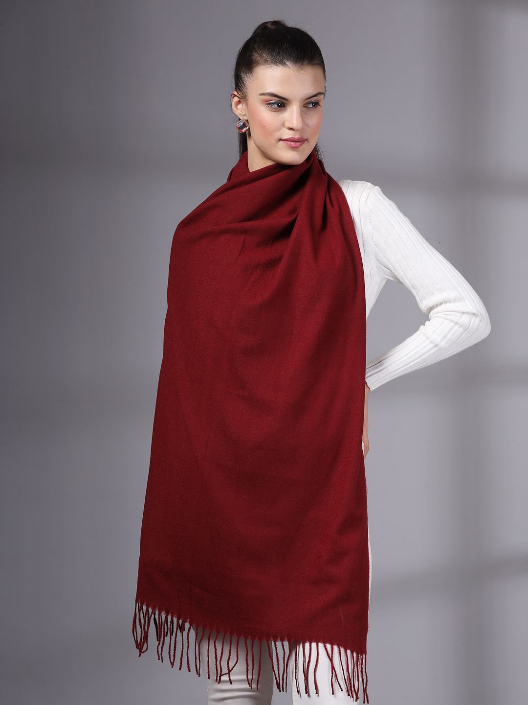 

Mafadeny Women Tasselled Solid Stole, Maroon