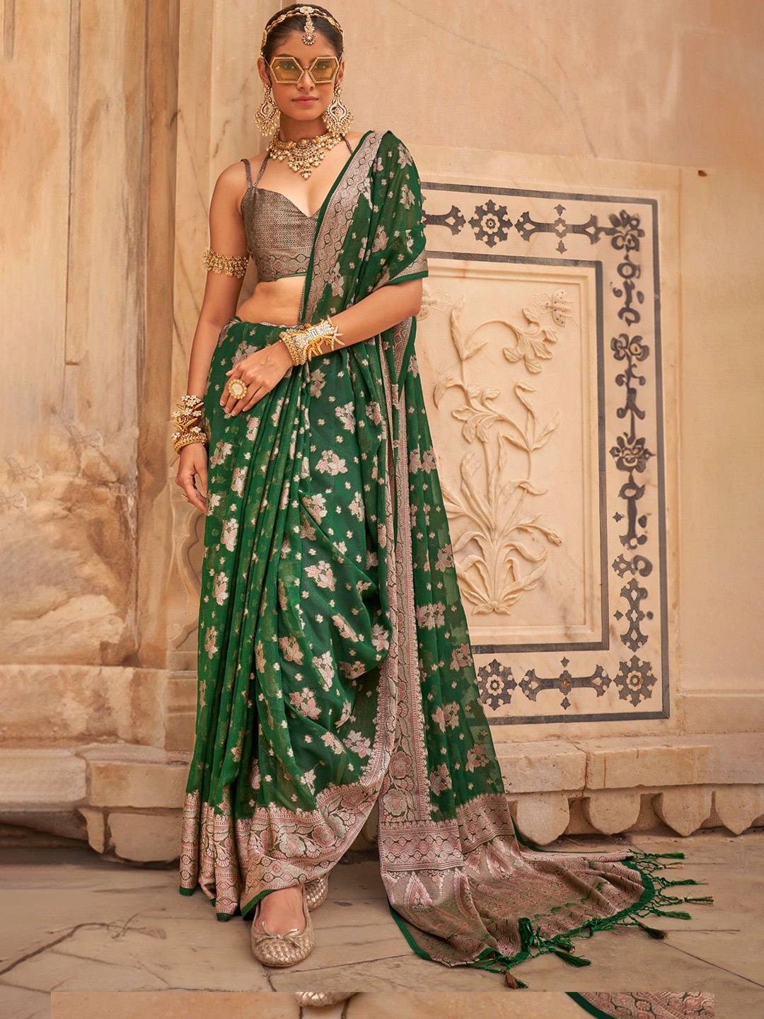 

MySilkLove Woven Design Pure Georgette Saree, Green