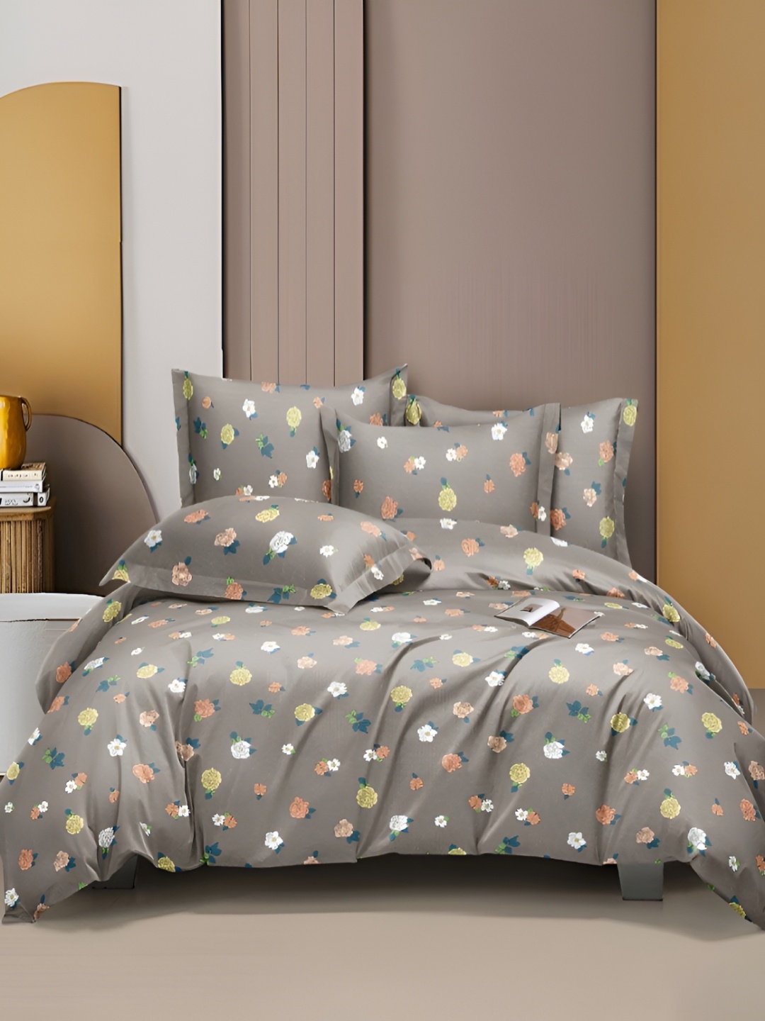 

MORADO Brown & Green Printed Cotton Duvet Cover