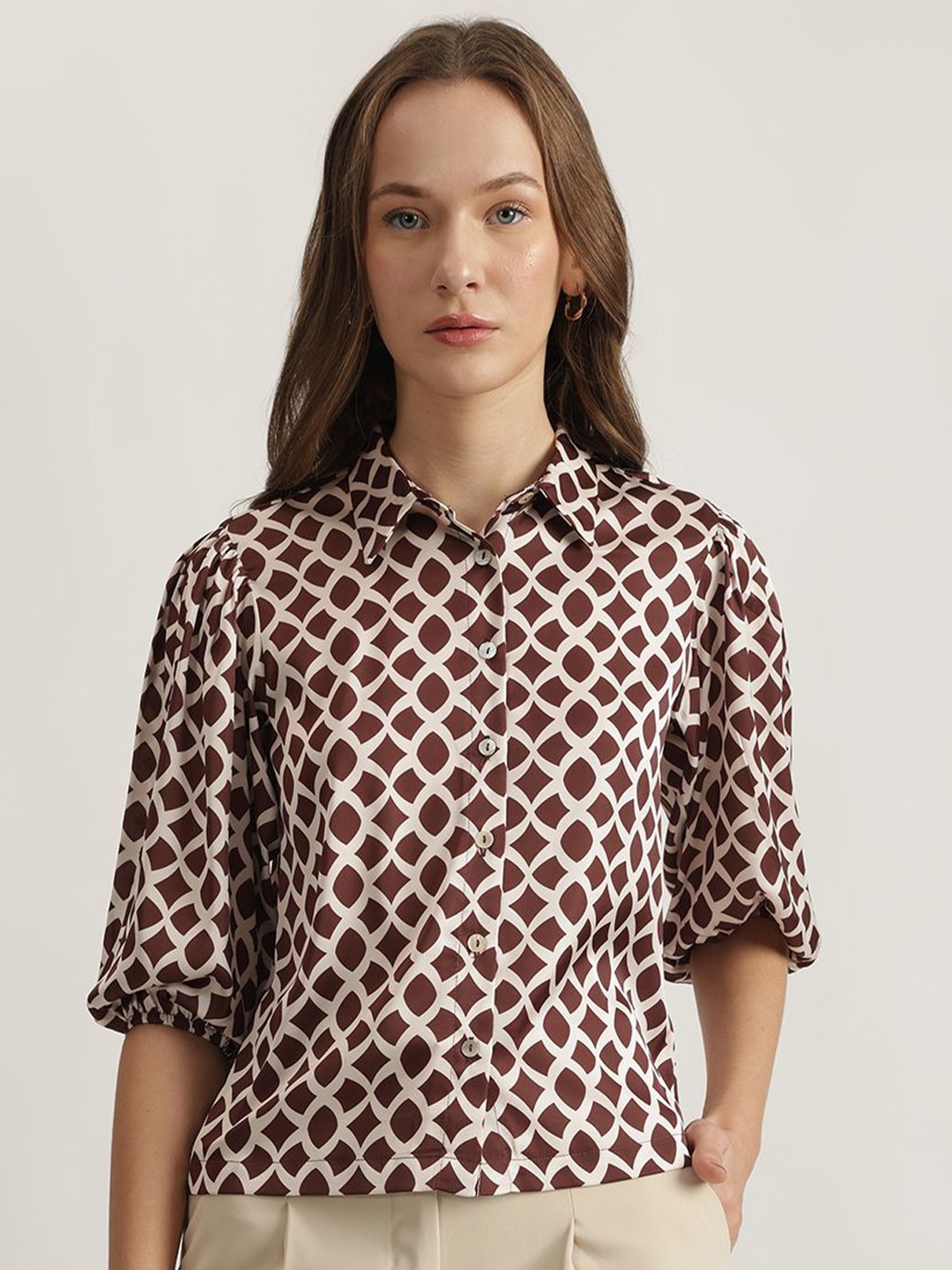 

CENTRESTAGE Women Spread Collar Geometric Printed Casual Shirt, Brown