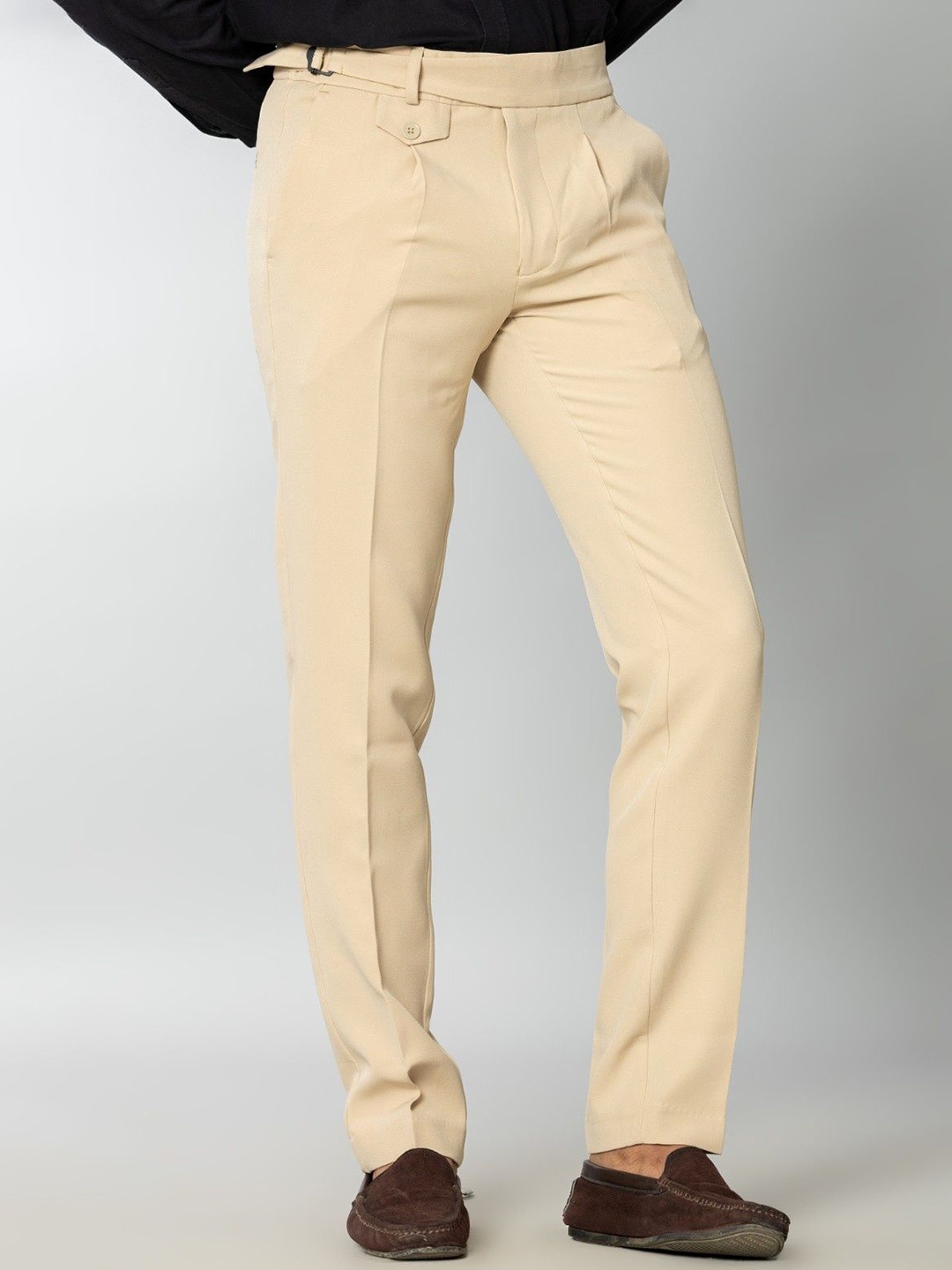 

el cielo Men Sharp Skinny Fit Easy Wash Pleated Trouser, Beige