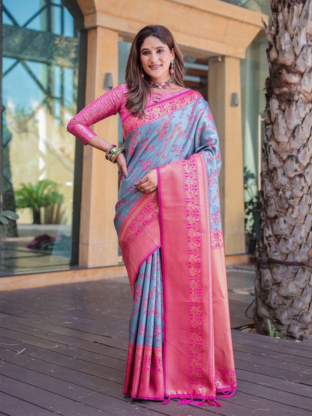 

Mitera Floral Zari Dharmavaram Saree, Blue