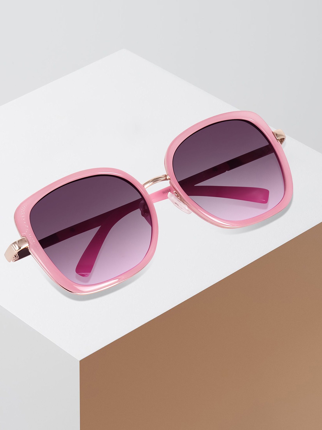 

Peter Jones Eyewear Unisex Oversized Sunglasses with UV Protected Lens RD008PK, Pink