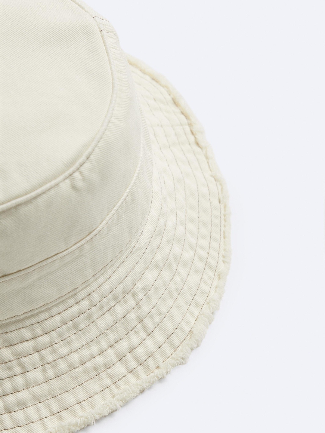 

ZARA Men Beige Hat