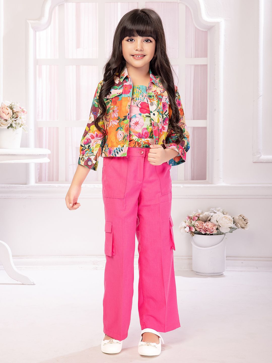 

Tiny Baby Girls Floral Printed Square Neck Sleeveless Linen Top With Trouser With Jacket, Pink