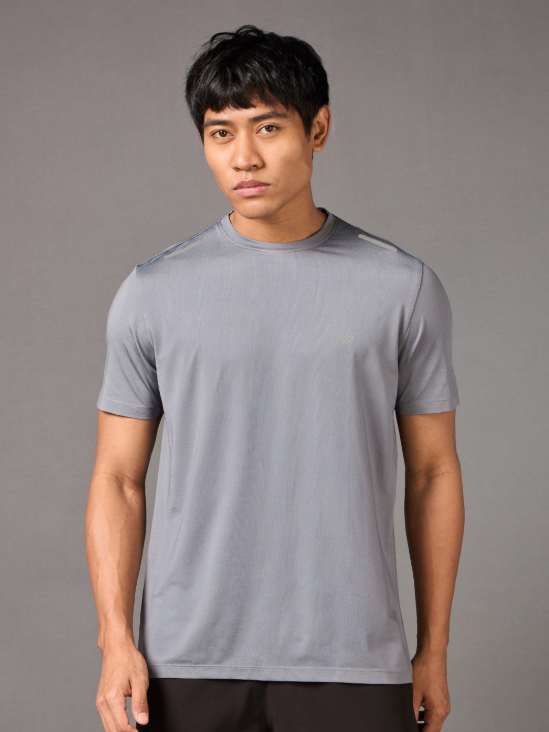 

CULT Men Moisture Wicking Solid Round Neck T-shirt, Grey