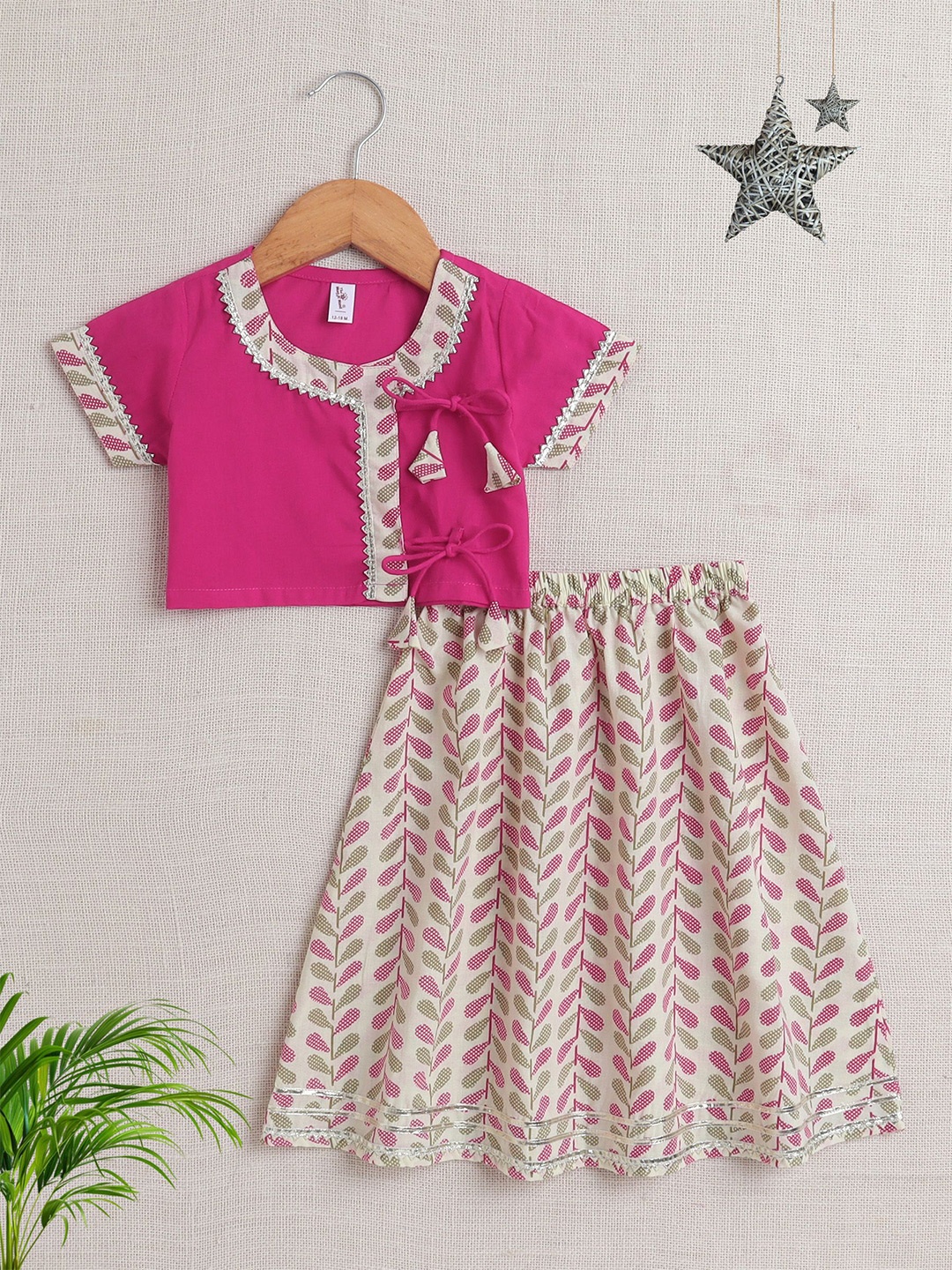 

The Magic Wand Girls Printed Ready to Wear Lehenga & Choli, Fuchsia