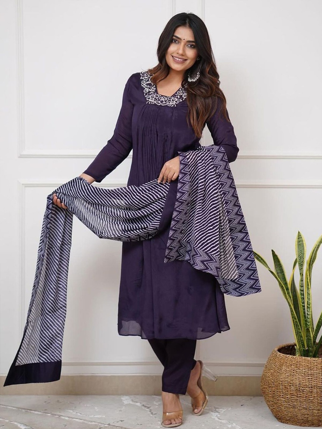 

ODETTE Ethnic Motifs Embroidered Straight Kurta With Salwar & Dupatta, Navy blue