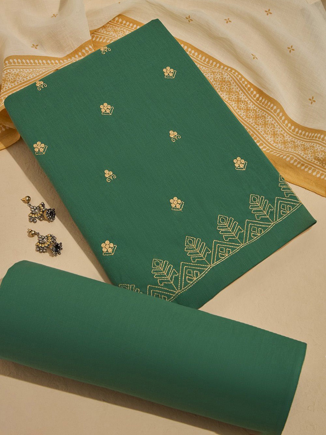 

Taneira Floral Embroidered Pure Cotton Unstitched Dress Material, Green