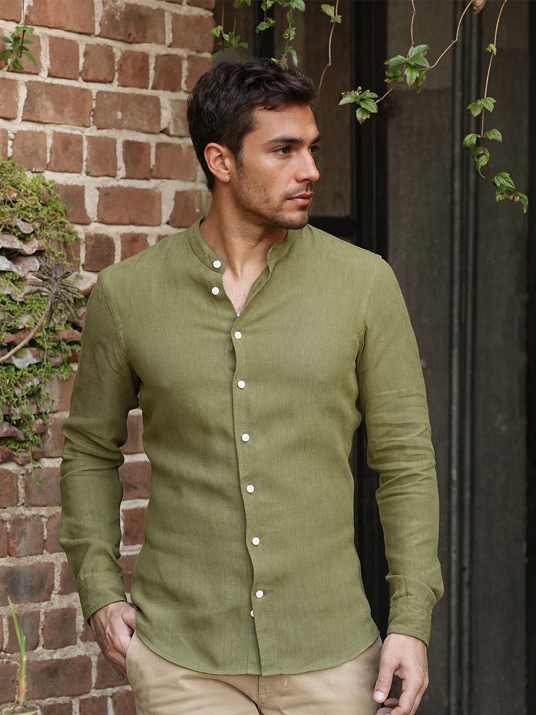 

Monks of Method Men Relaxed Band Collar Solid Relaxed Fit Casual Shirt, Green