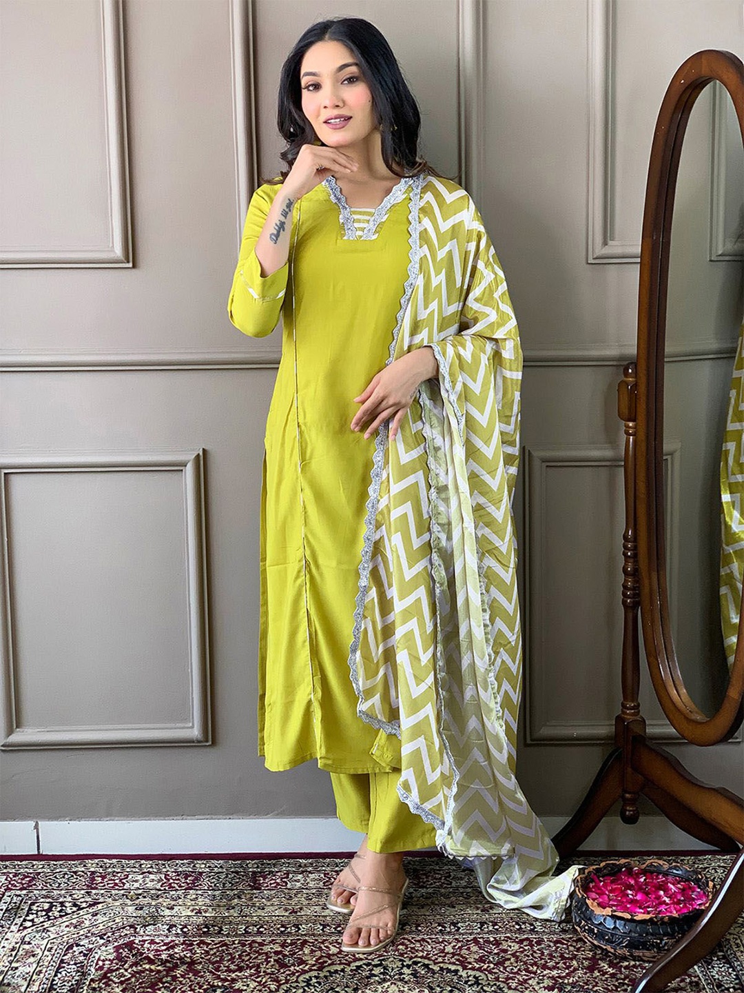 

ODETTE Straight Gotta Patti Kurta with Salwar & Dupatta, Green