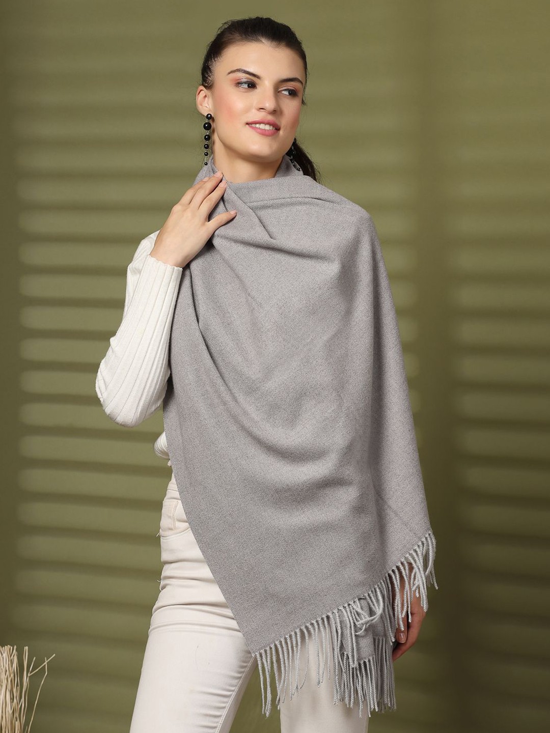 

Mafadeny Women Solid Winter Stole, Grey