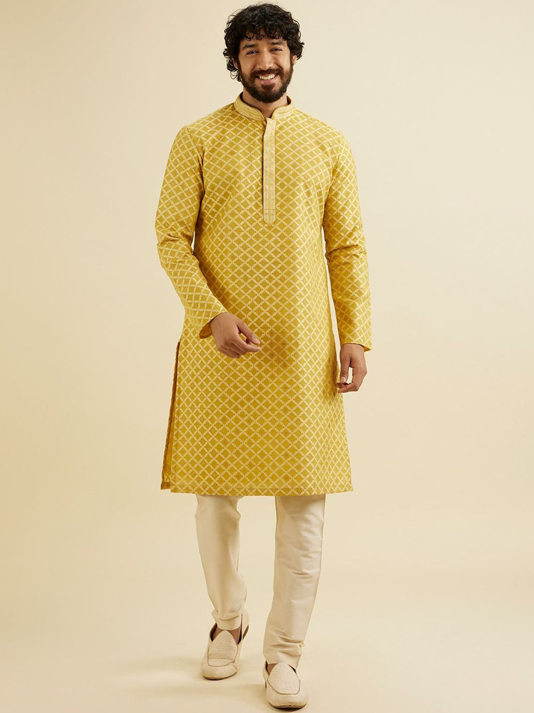 

Manyavar Mandarin Collar Geometric Woven Design Chanderi Cotton Kurta with Trouser, Mustard