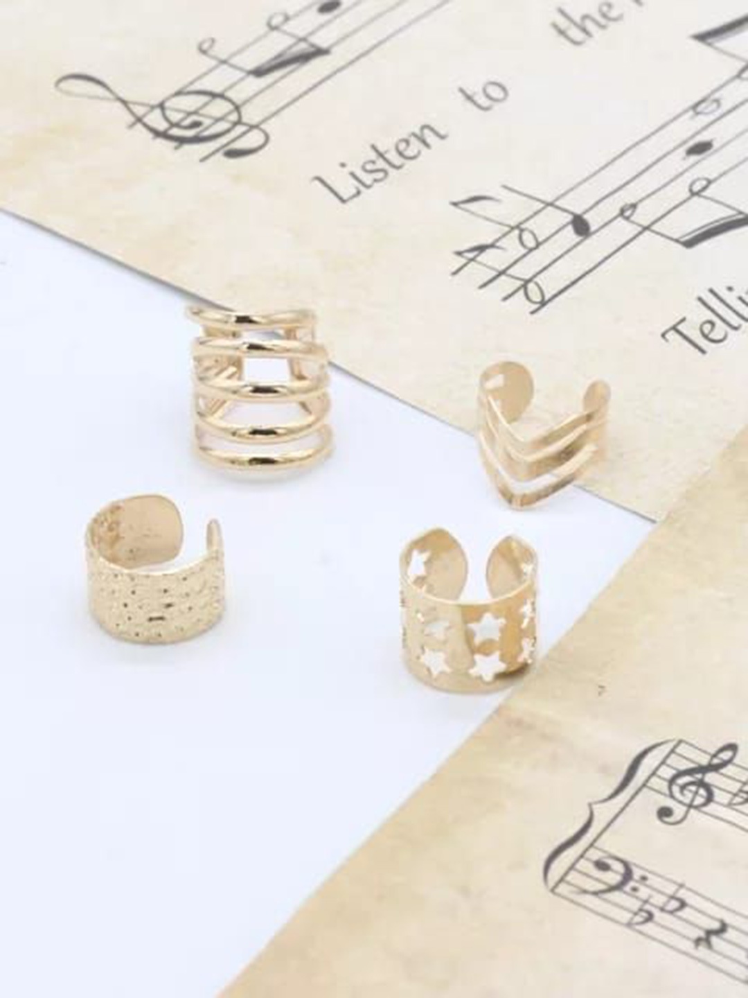 

YU FASHIONS Set Of 2 Gold-Plated Geometric Drop Earrings