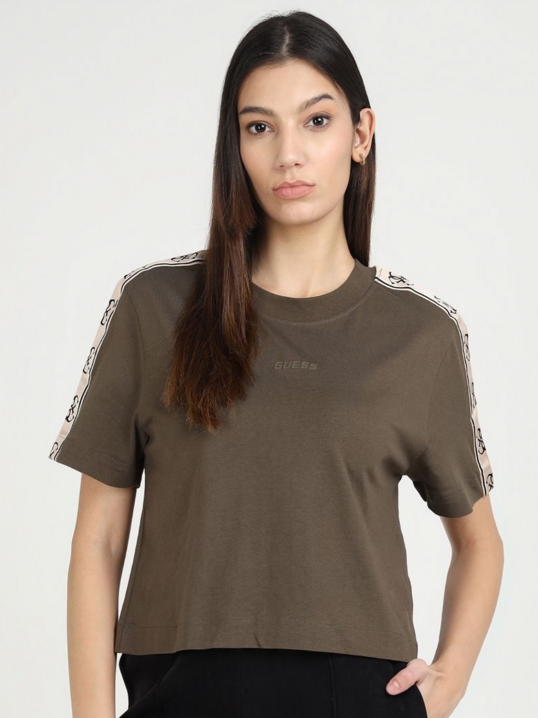 

GUESS Women Solid Round Neck T-shirt, Brown