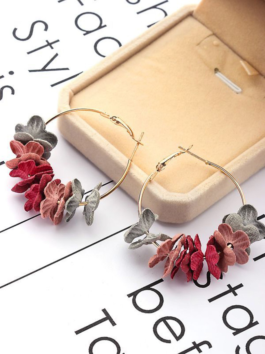 

YU FASHIONS Geometric Drop Earrings, Multi