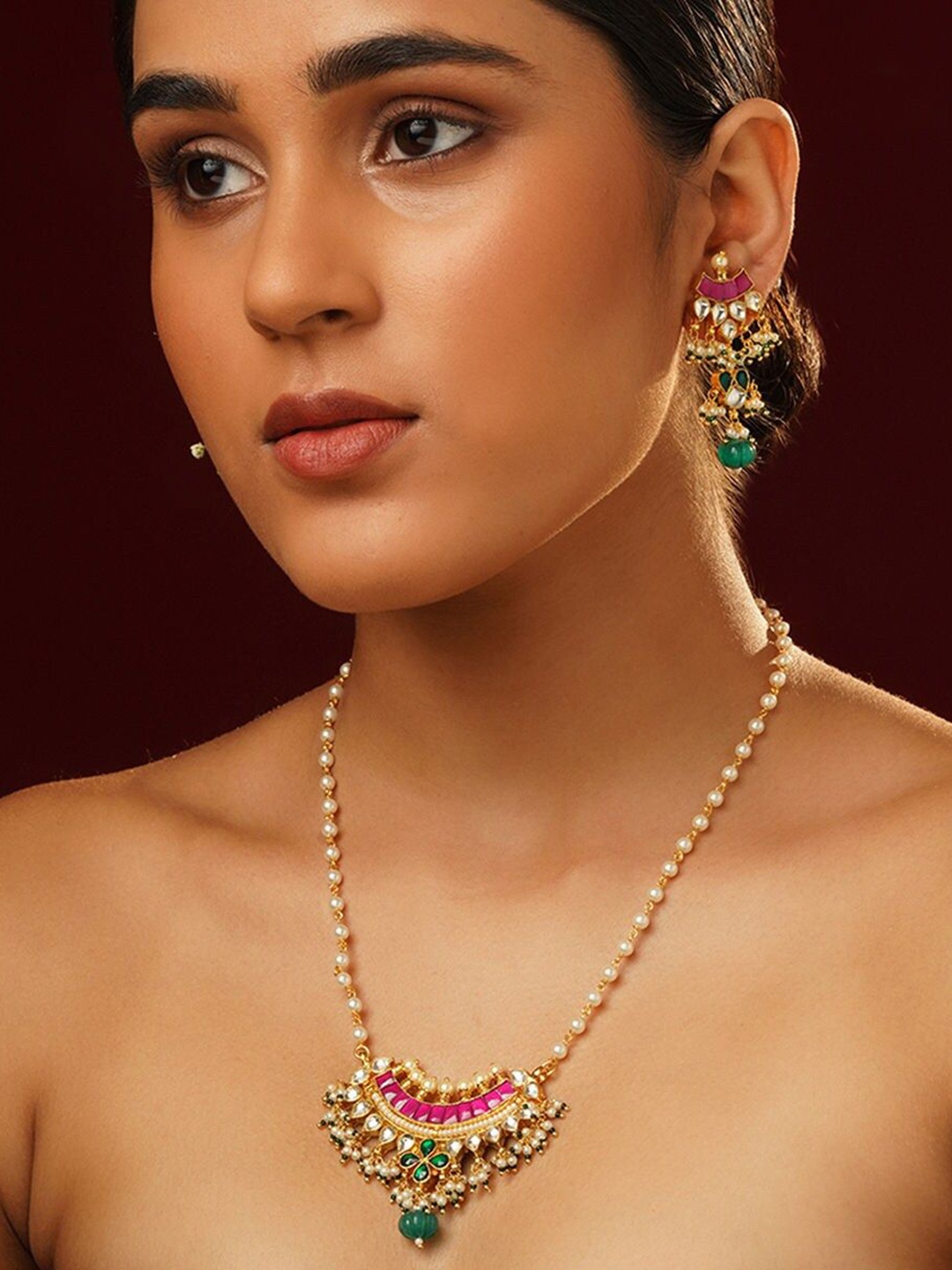 

JAYPORE Gold-Plated Stone Jewellery Set