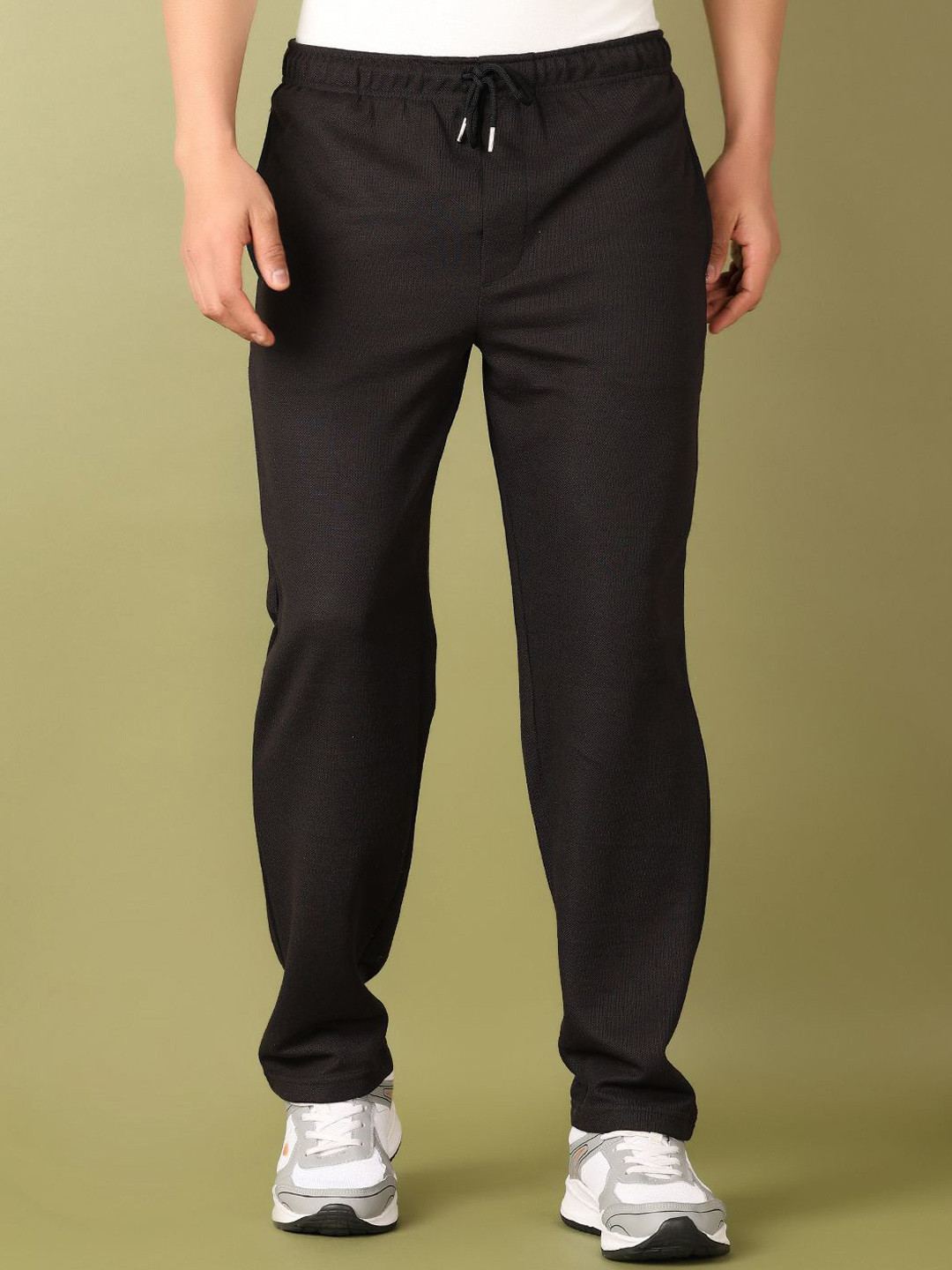 

V-Mart Men Cotton Solid Mid Rise Track Pant, Black