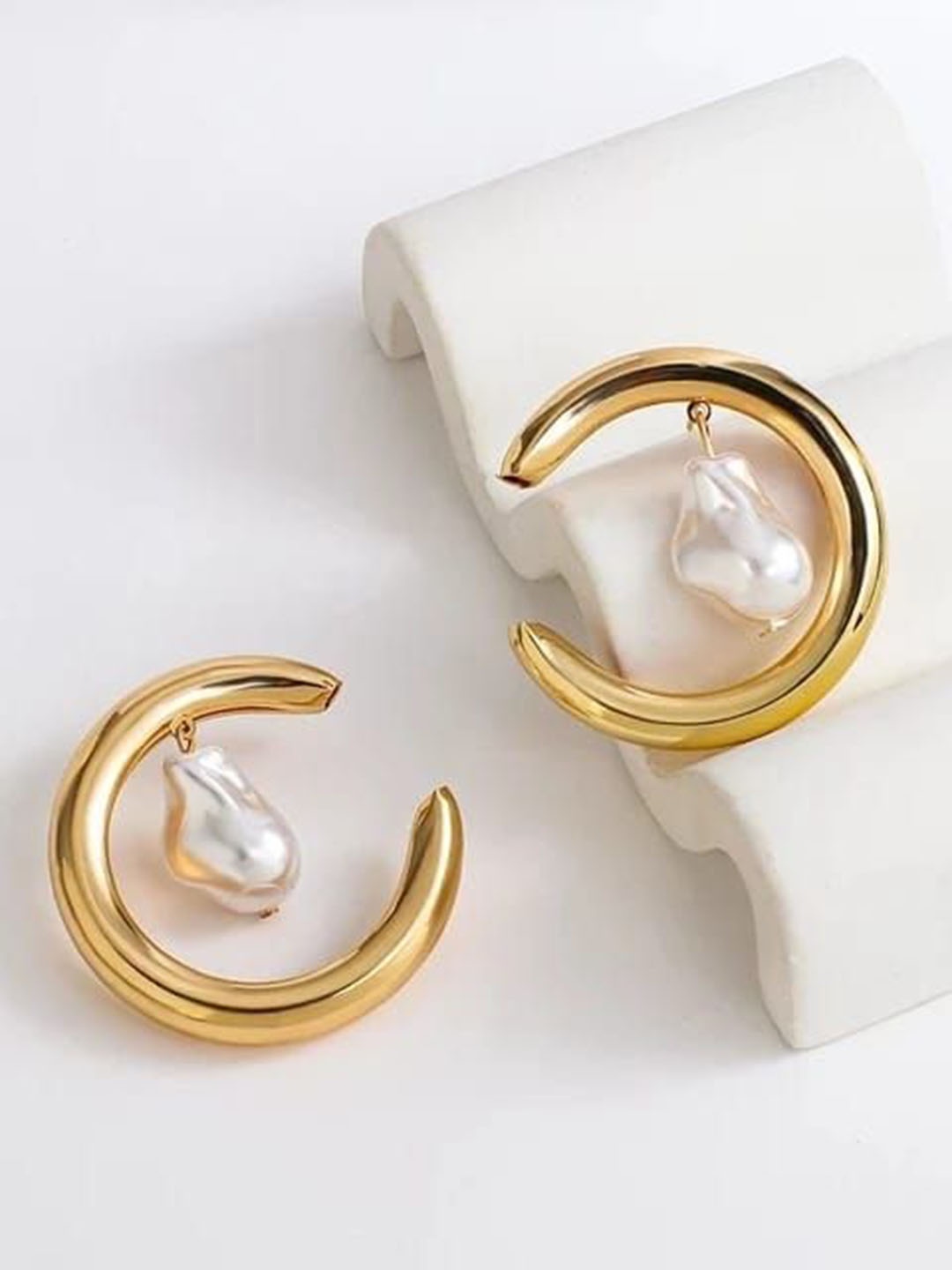 

YU FASHIONS Gold-Plated Pearls Beaded Geometrical C Shaped Drop Earrings