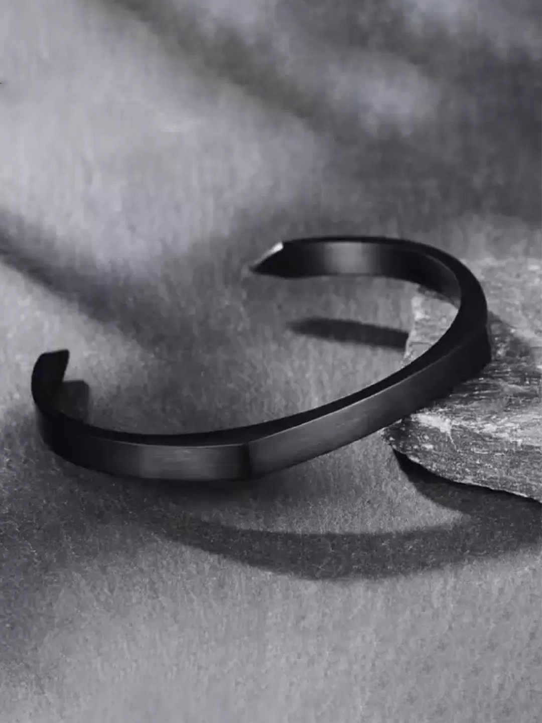 

RUHI COLLECTION Men Rhodium-Plated Stainless Steel Cuff Bracelet, Black