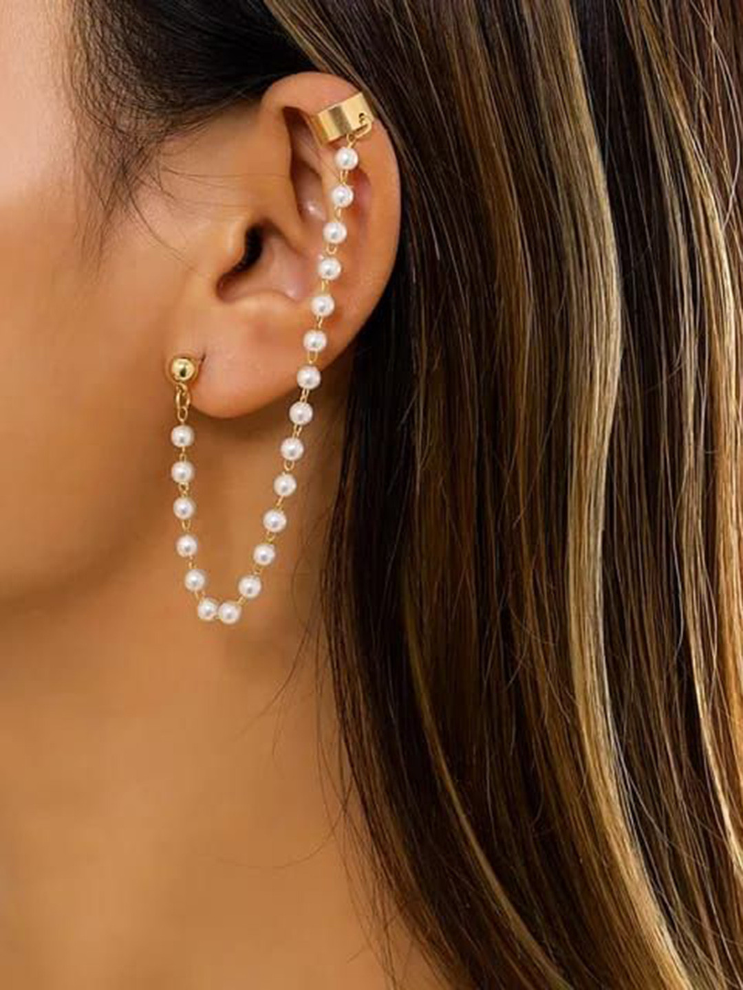 

YU FASHIONS Gold-Plated Rhinestone Studded Geometric Drop Earring