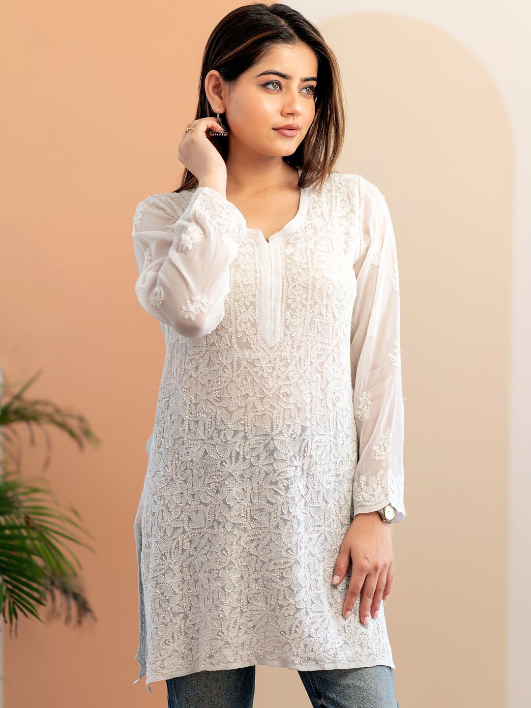 

The Chikan Label Ethnic Motifs Embroidered Chikankari Straight Kurta, White